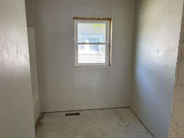 828 SCHOOL PLACE, Green Bay, WI 54303