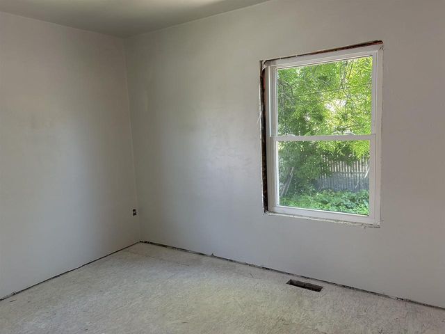 828 SCHOOL PLACE, Green Bay, WI 54303
