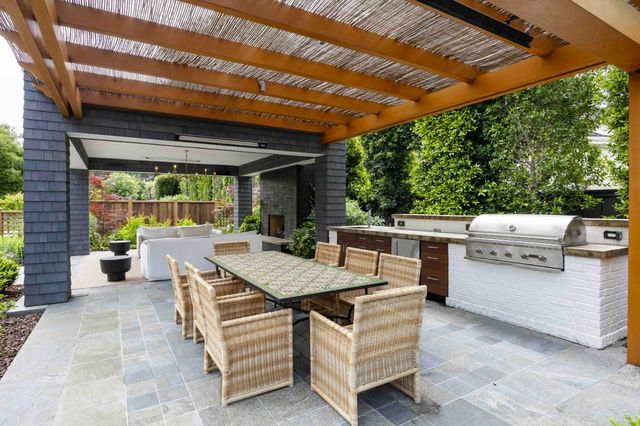 112 Almendral Avenue, Atherton, CA 94027