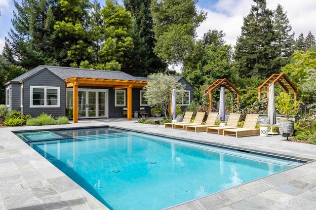 112 Almendral Avenue, Atherton, CA 94027