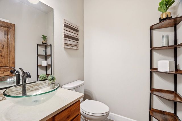 10909 S BRUNA Rd, Valleyford, WA 99036