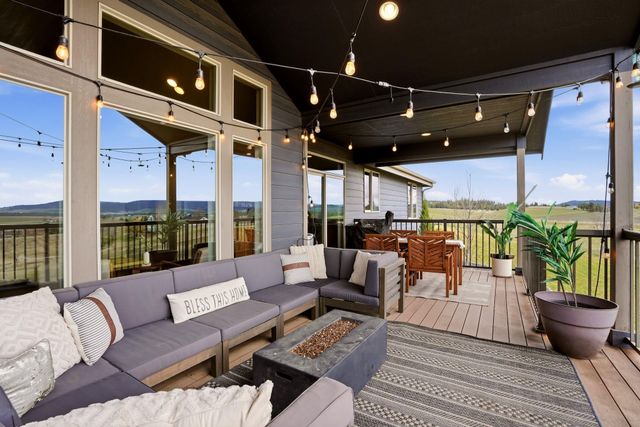 10909 S BRUNA Rd, Valleyford, WA 99036