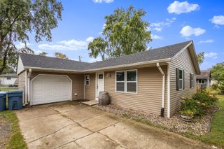 501 W Elizabeth Street, Kouts, IN 46347