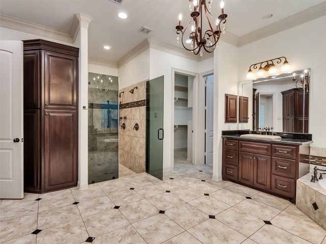 10137 Crown Ranch Boulevard, Montgomery, TX 77316