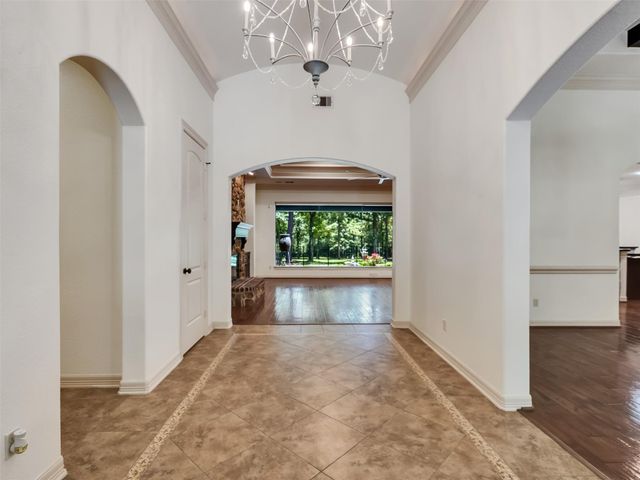 10137 Crown Ranch Boulevard, Montgomery, TX 77316