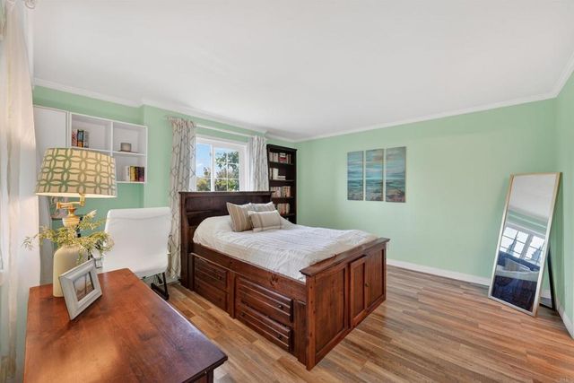 680 Grand Avenue 204, Long Beach, CA 90814