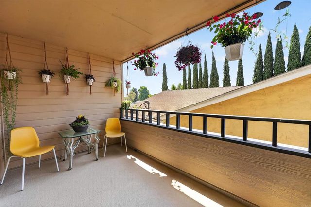 680 Grand Avenue 204, Long Beach, CA 90814