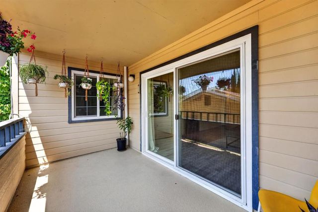 680 Grand Avenue 204, Long Beach, CA 90814