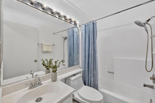 680 Grand Avenue 204, Long Beach, CA 90814