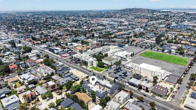 680 Grand Avenue 204, Long Beach, CA 90814