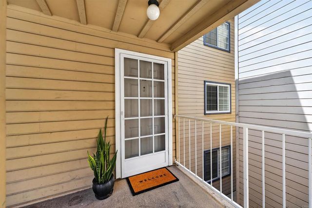 680 Grand Avenue 204, Long Beach, CA 90814