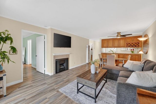 680 Grand Avenue 204, Long Beach, CA 90814
