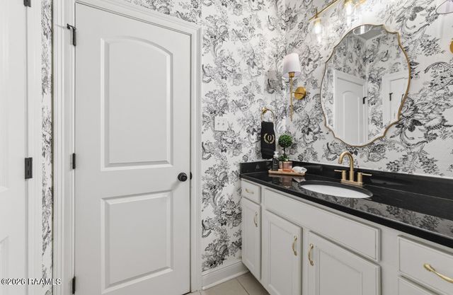 310 Cascade Water Lane, Broussard, LA 70518