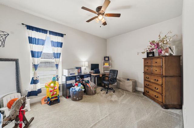 310 Cascade Water Lane, Broussard, LA 70518