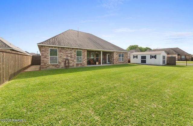 310 Cascade Water Lane, Broussard, LA 70518