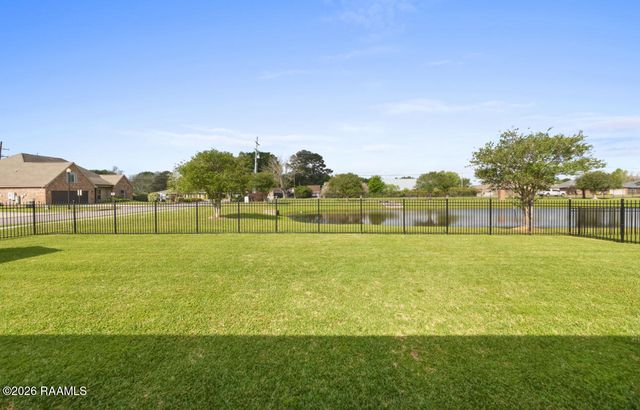 310 Cascade Water Lane, Broussard, LA 70518