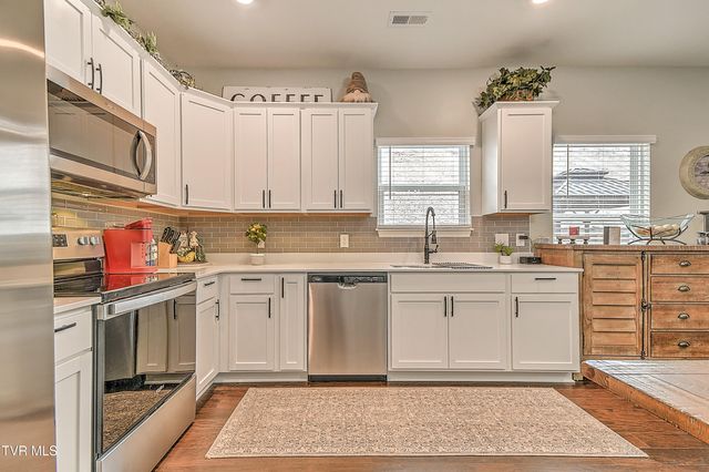 2552 Bridgeforth Crossing, Kingsport, TN 37664