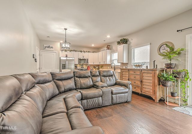 2552 Bridgeforth Crossing, Kingsport, TN 37664