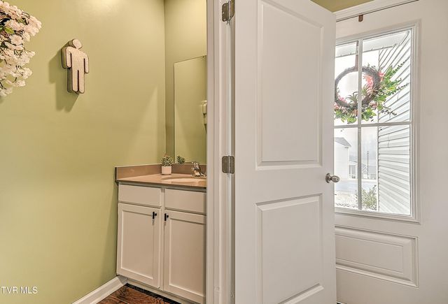 2552 Bridgeforth Crossing, Kingsport, TN 37664