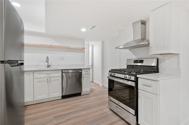 114 S 16th St, South Side, PA 15203