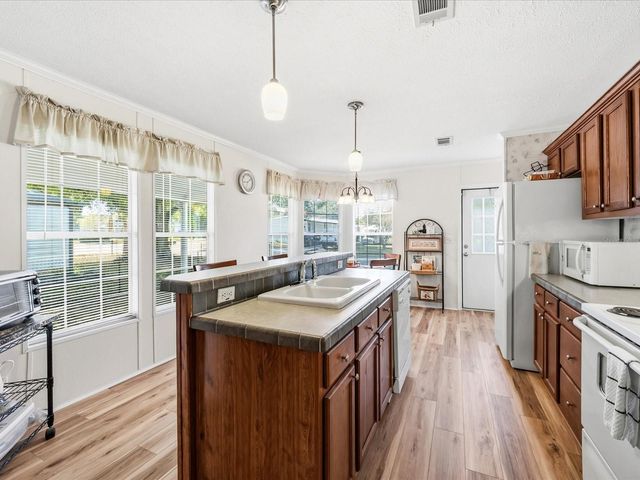 444 SKYLINE DRIVE W, Lakeland, FL 33801