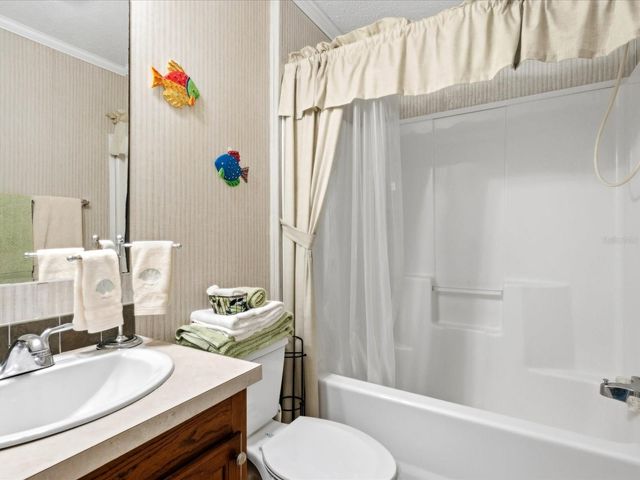 444 SKYLINE DRIVE W, Lakeland, FL 33801