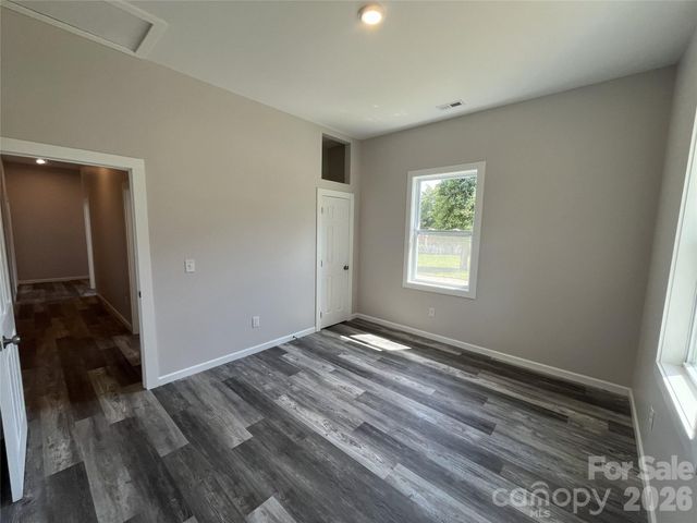 6270 Nc 16 Highway N, Conover, NC 28613