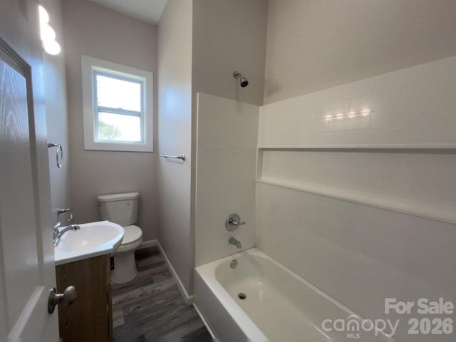 6270 Nc 16 Highway N, Conover, NC 28613