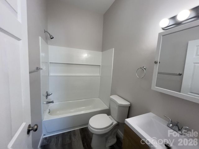 6270 Nc 16 Highway N, Conover, NC 28613
