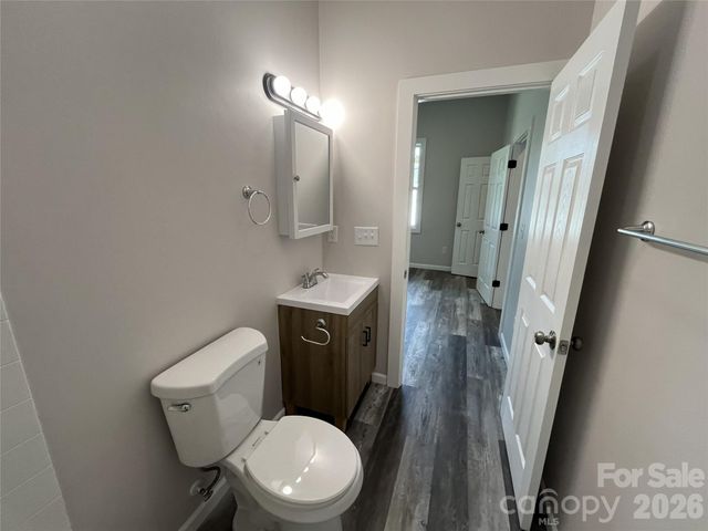 6270 Nc 16 Highway N, Conover, NC 28613