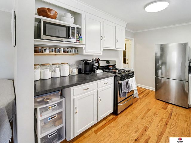 1819 Perkins Boulevard, Lincoln, NE 68502