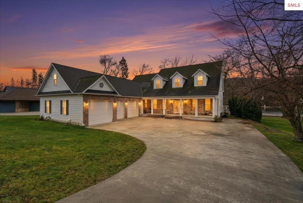 322 S Coho Rd, Post Falls, ID 83854 photo 3