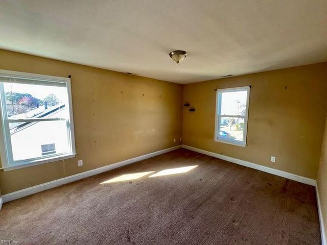 1807 Broadfield RD, Norfolk, VA 23503