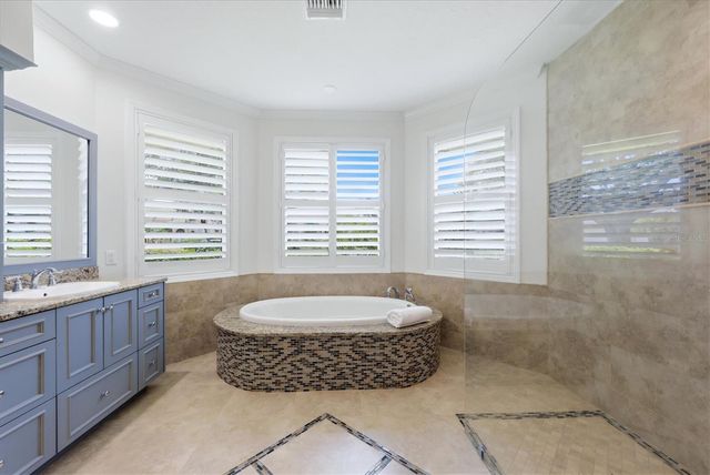 7501 EATON COURT, University Park, FL 34201