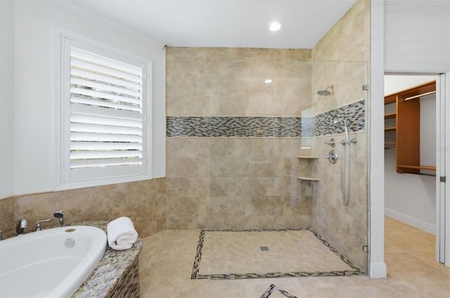 7501 EATON COURT, University Park, FL 34201