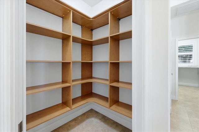 7501 EATON COURT, University Park, FL 34201