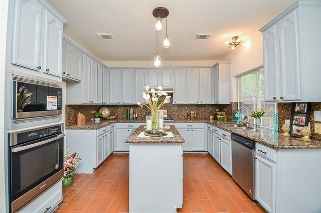 18106 Rileybrook Circle, Houston, TX 77094