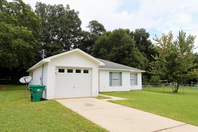 2895 Pansy Avenue, Crestview, FL 32539