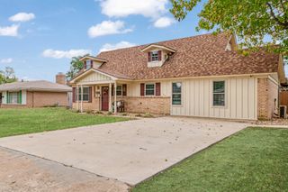 3276 Cleveland Street, Paris, TX 75460