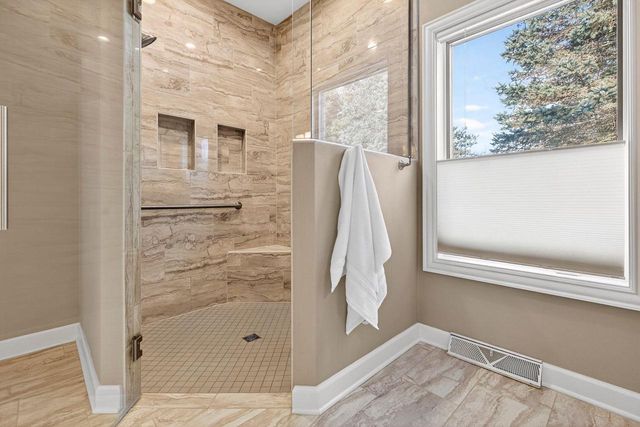 4351 N SUGAR MAPLE LANE, Appleton, WI 54913