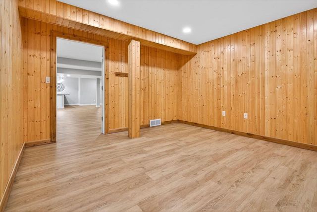 4351 N SUGAR MAPLE LANE, Appleton, WI 54913