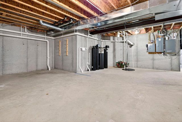 4351 N SUGAR MAPLE LANE, Appleton, WI 54913