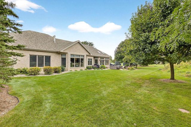 4351 N SUGAR MAPLE LANE, Appleton, WI 54913