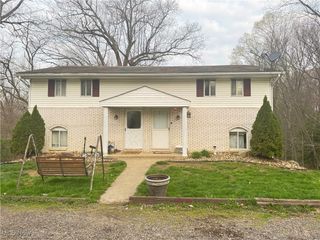 345 & 355 Mellwood Drive, Toronto, OH 43964