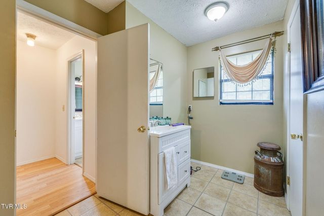 258 Alice Private Drive, Kingsport, TN 37663
