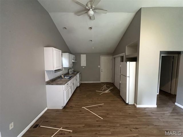 3974 Lada Avenue, Normandy, MO 63121