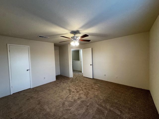 8247 Creekbend Drive 8247, Houston, TX 77071