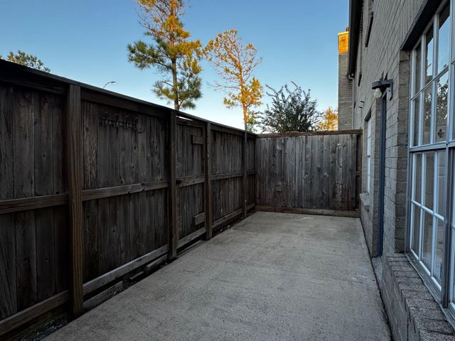 8247 Creekbend Drive 8247, Houston, TX 77071