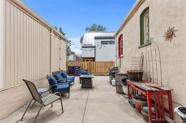 579 N Pennsylvania Street, Denver, CO 80203