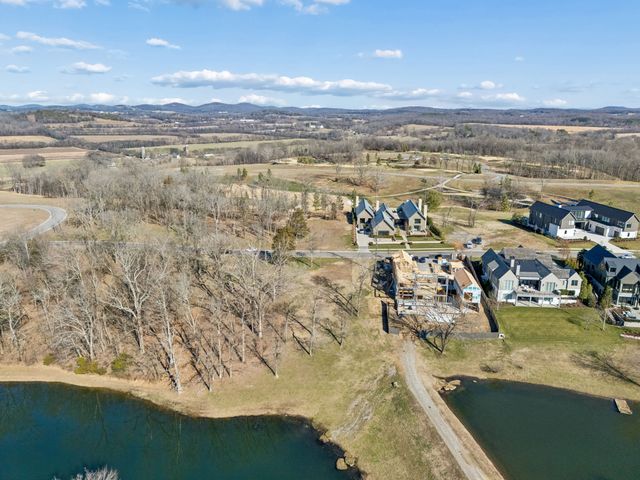 8217 Jolene Dr, College Grove, TN 37046